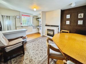 Photo 17- click for photo gallery